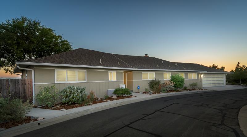 Glendale property located at 667 Glen Avenue
