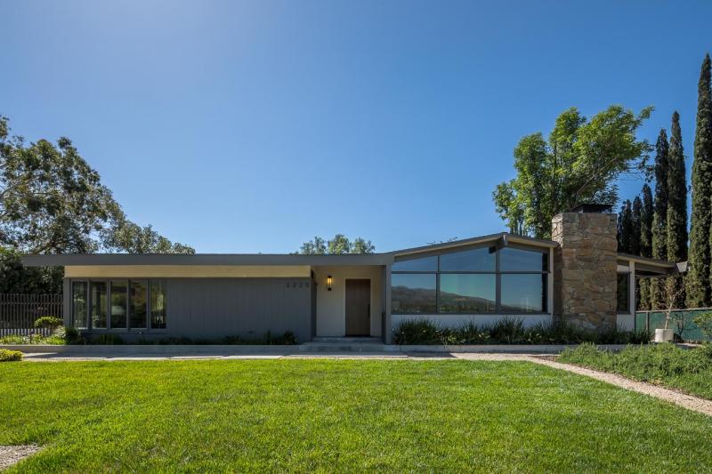 Glendale property located at 3220 Menlo Drive